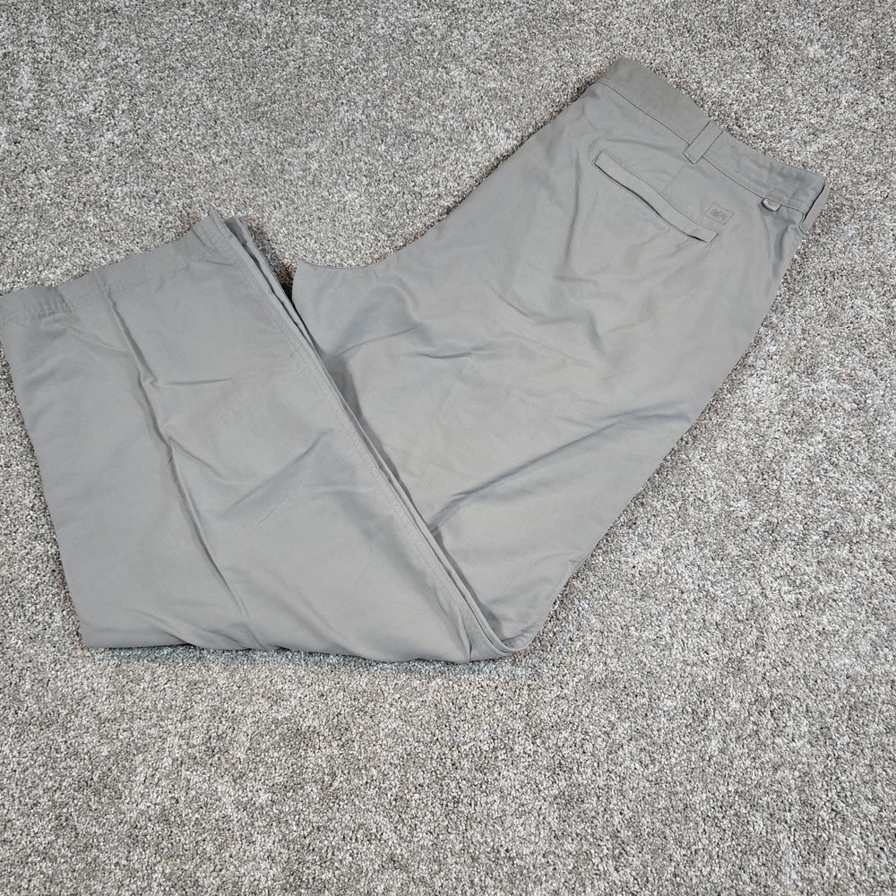 REI Co-op Savanna Trails Hiking‎ Pants Men 44x32 Khaki Tan Nylon SPF zip Pockets